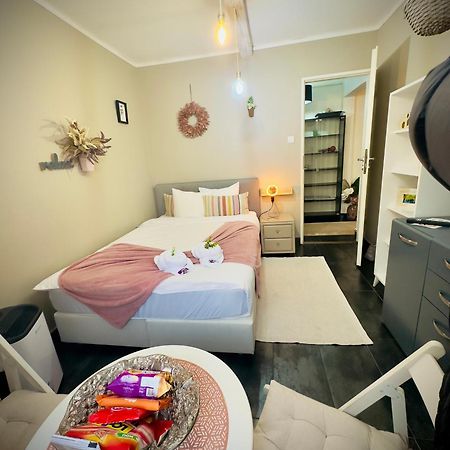 Private Place To Stay Self Check In-Nonstop- Netflix-Wifi ريشيتسا المظهر الخارجي الصورة