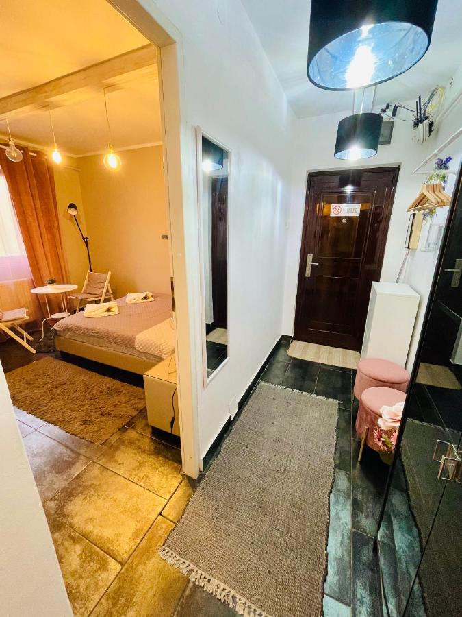 Private Place To Stay Self Check In-Nonstop- Netflix-Wifi ريشيتسا المظهر الخارجي الصورة