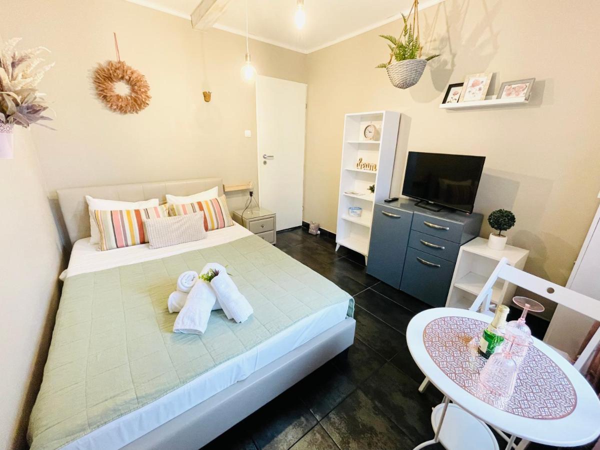 Private Place To Stay Self Check In-Nonstop- Netflix-Wifi ريشيتسا المظهر الخارجي الصورة