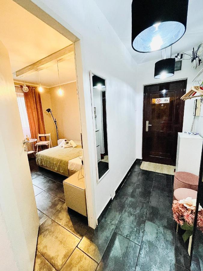 Private Place To Stay Self Check In-Nonstop- Netflix-Wifi ريشيتسا المظهر الخارجي الصورة